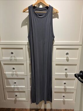Lululemon max dress charcoal grey